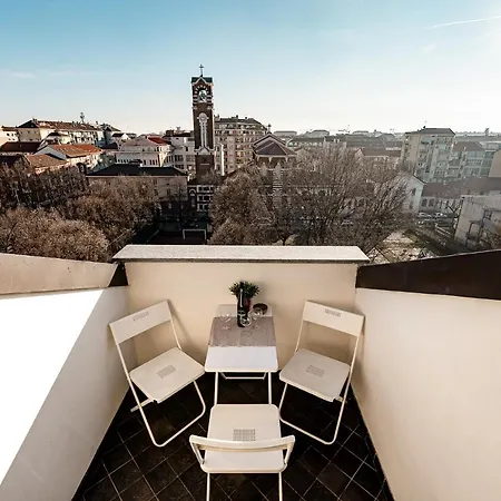 Lägenhet Stagabin La Mansarda Panoramica Un Rifugio Di Eleganza E Tranquillita Turin