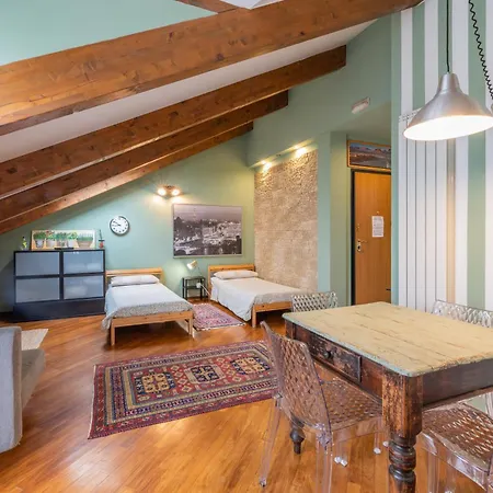 아파트 Stagabin La Mansarda Panoramica Un Rifugio Di Eleganza E Tranquillita 토리노