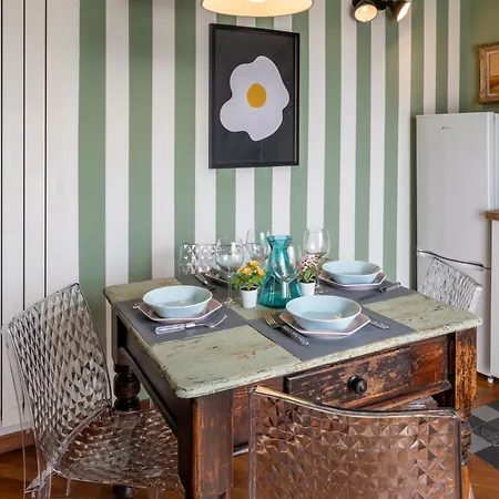 Lägenhet Stagabin La Mansarda Panoramica Un Rifugio Di Eleganza E Tranquillita