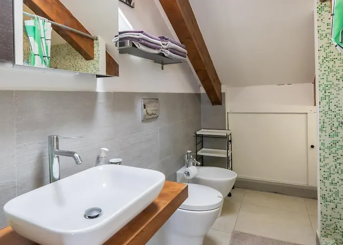 Stagabin La Mansarda Panoramica Un Rifugio Di Eleganza E Tranquillita Torino