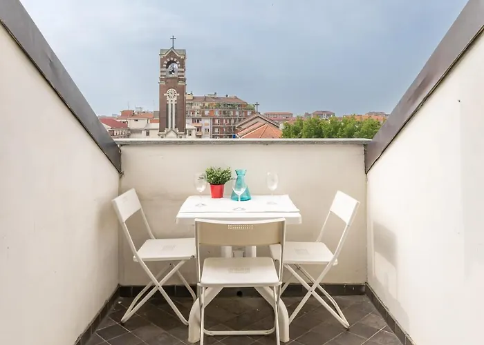 Stagabin La Mansarda Panoramica Un Rifugio Di Eleganza E Tranquillita 아파트