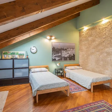 Stagabin La Mansarda Panoramica Un Rifugio Di Eleganza E Tranquillita Daire