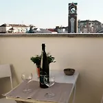 Stagabin La Mansarda Panoramica Un Rifugio Di Eleganza E Tranquillita *